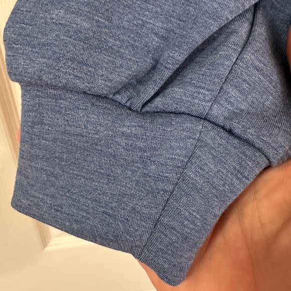 NWT TravisMathew Women's Skyloft Soft Half-Zip, EXTREMELY soft, size XS, blue - Picture 5 of 12